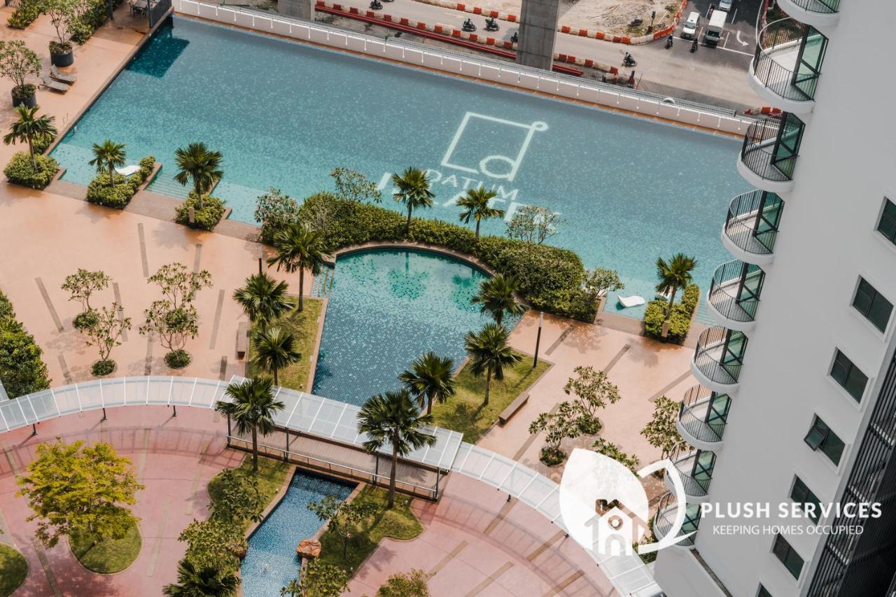 Datum Jelatek By Plush Kuala Lumpur Esterno foto