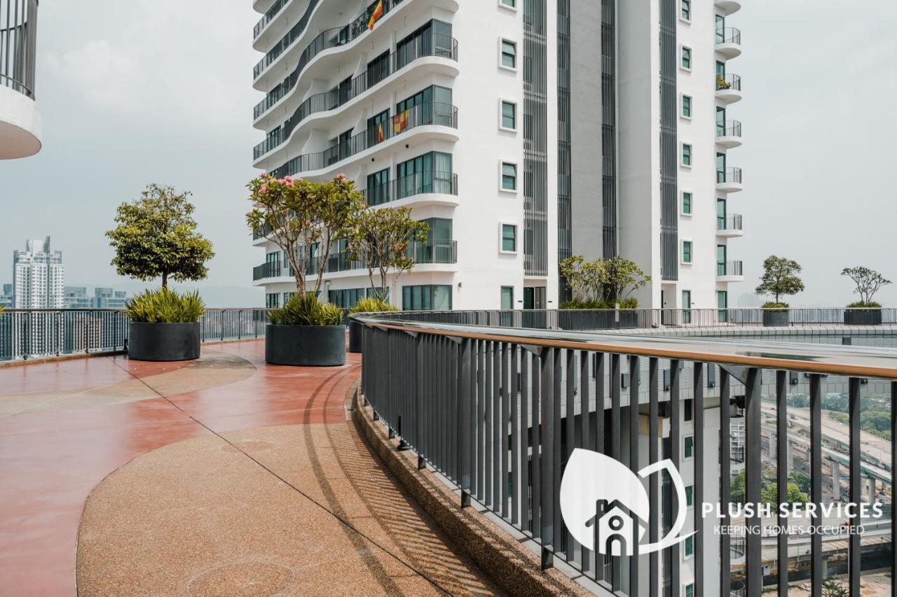 Datum Jelatek By Plush Kuala Lumpur Esterno foto