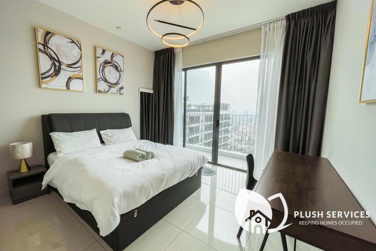 Datum Jelatek By Plush Kuala Lumpur Esterno foto