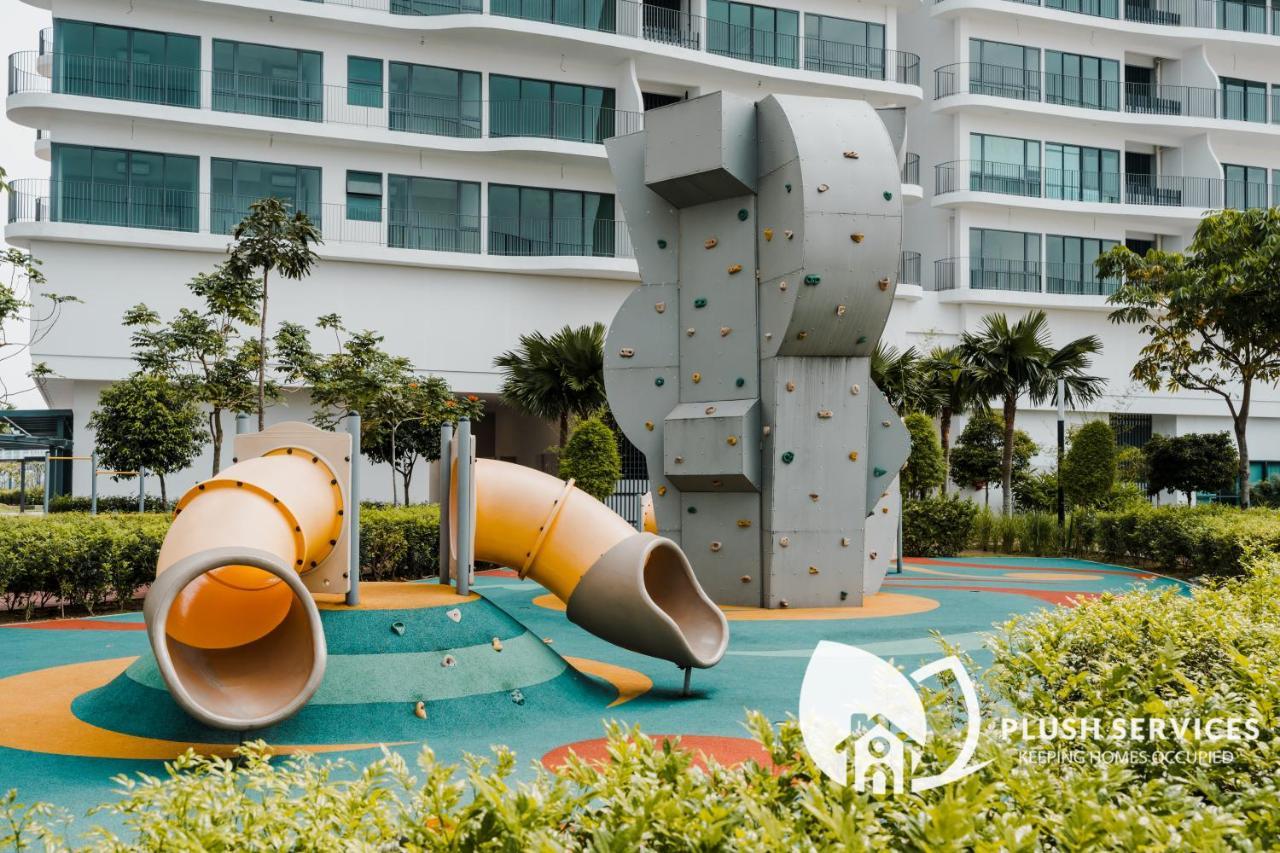 Datum Jelatek By Plush Kuala Lumpur Esterno foto