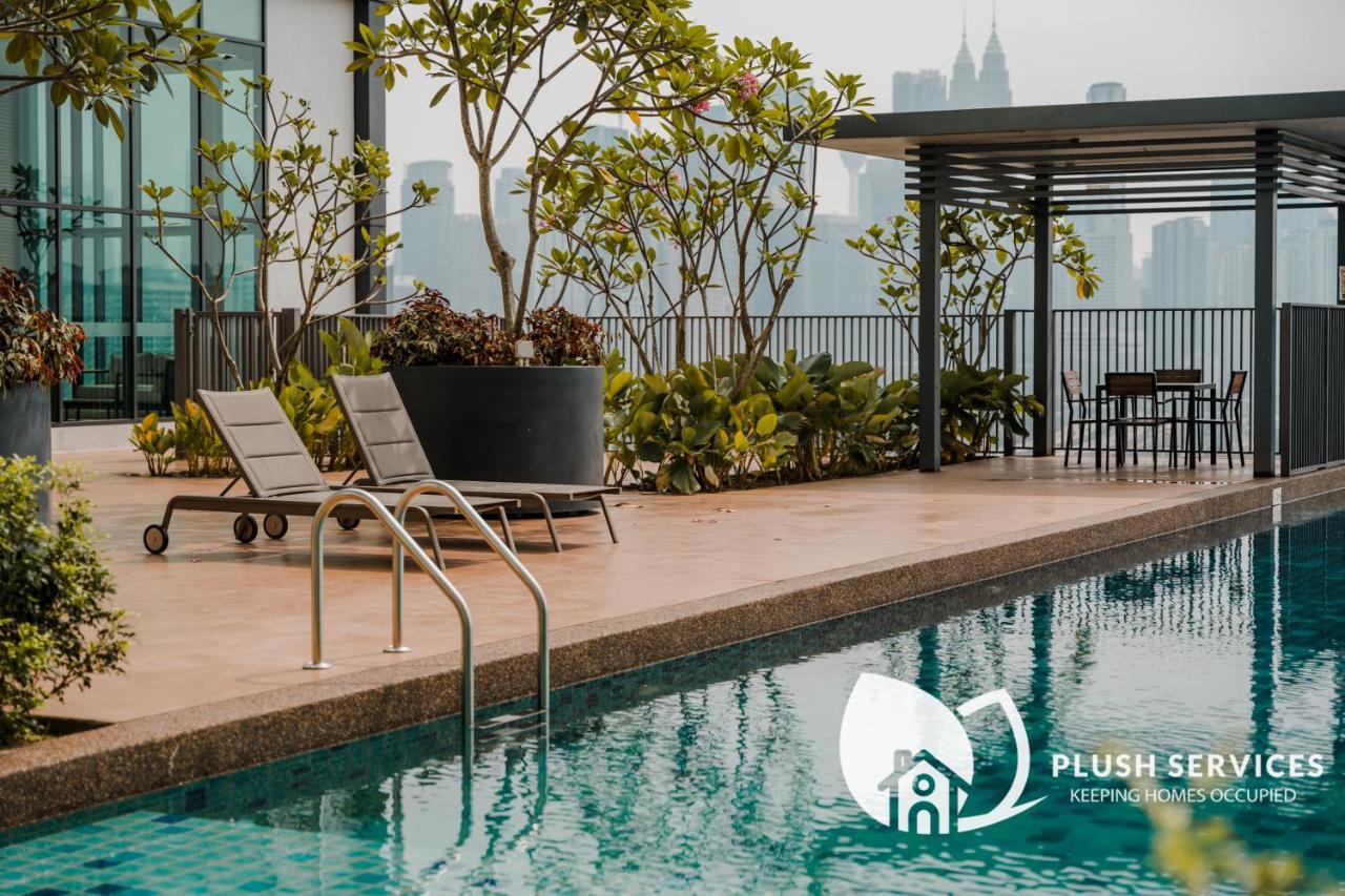 Datum Jelatek By Plush Kuala Lumpur Esterno foto